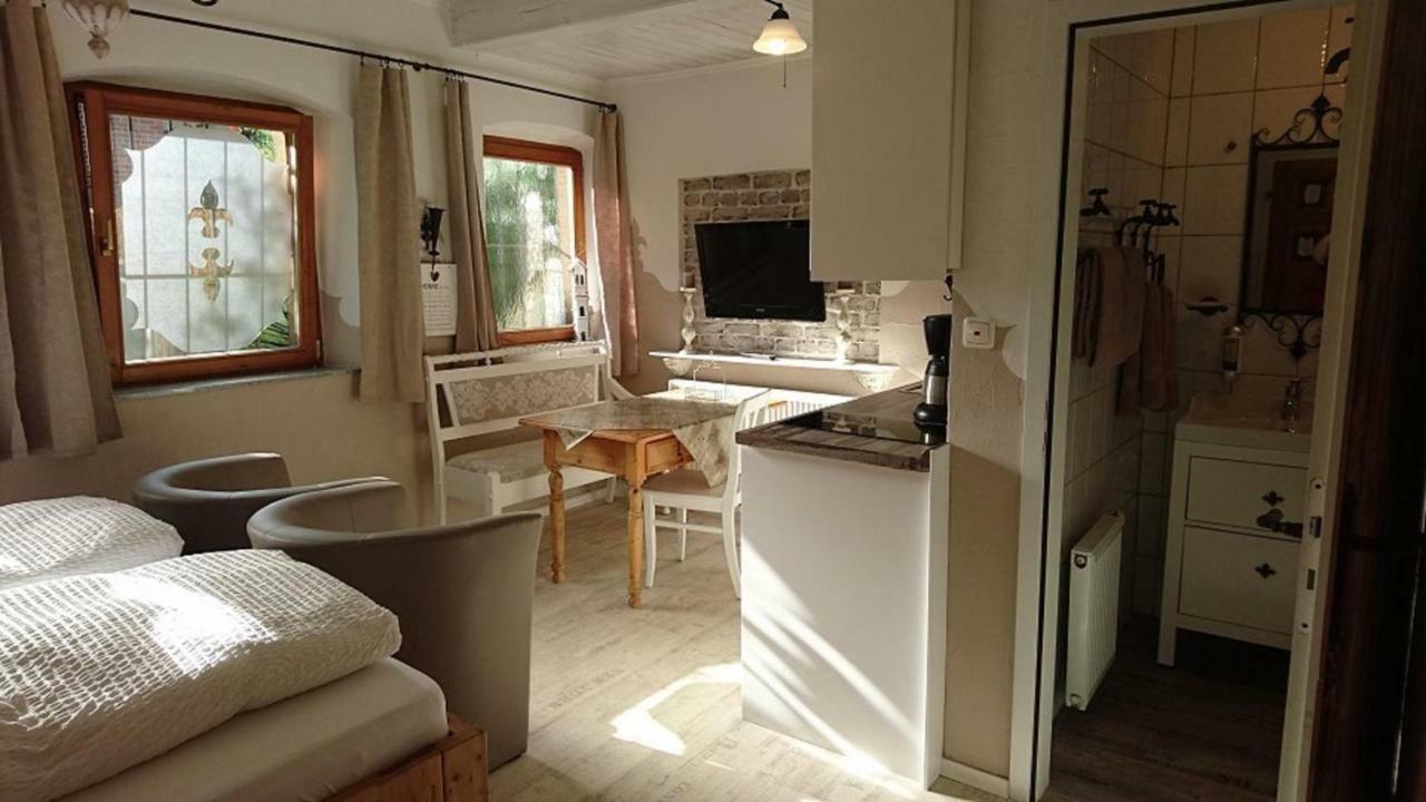 Gaestehaus Liebler โรเทนบวร์ก อ็อบ แดร์เทาเบอร์ ภายนอก รูปภาพ